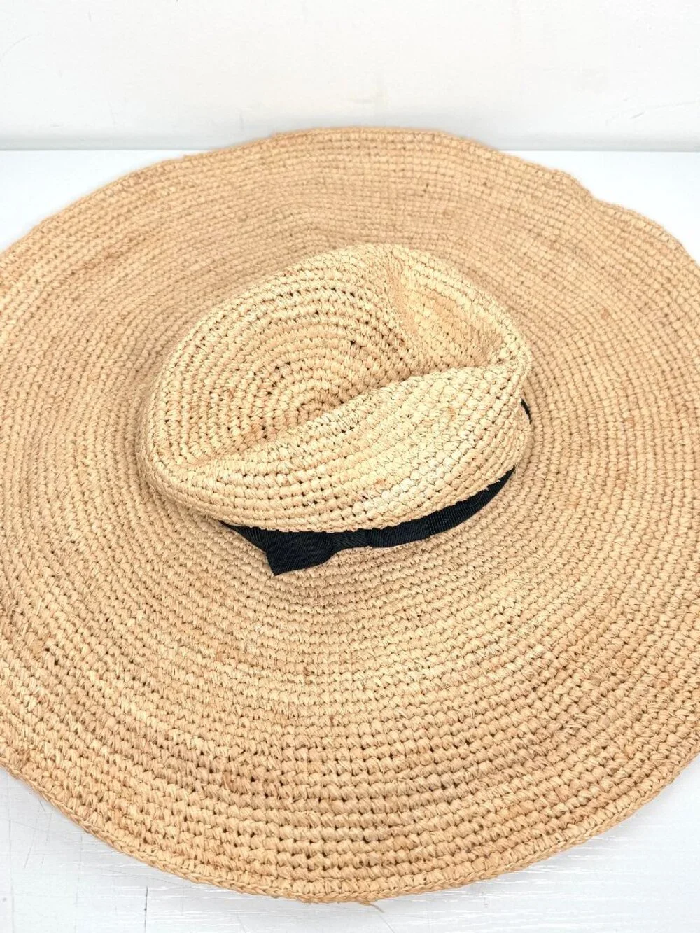 J CREW Extra Wide Brim Packable Straw Chic Beach Feminine Bow Oversized Hat S/M